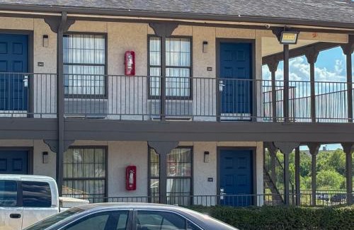 Mesquite Hotel | Studio 6 Suites Mesquite, TX – Gross Rd.