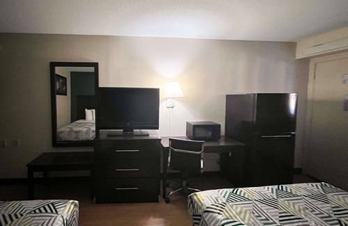 Flournoy Hotel | Studio 6 Suites Shreveport, LA – Industrial Loop