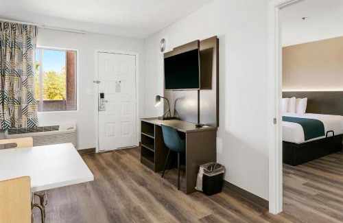 Tempe Hotel | Studio 6 Tempe, AZ Elliot Road