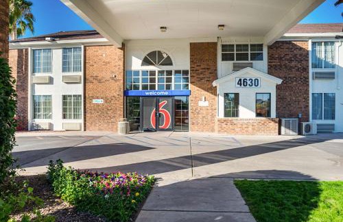 Tucson Hotel | Studio 6 Tucson, AZ - North