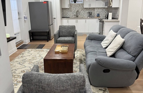 Brampton Apartment | Studio 8848 - 3 Bedroom Basement Apartment - Oasis in Suburban