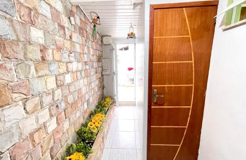 Macae House | STUDIO aconchego, com Ar, Wifi, Smartv e Cozinha