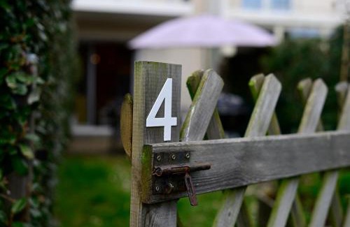 Le Pouliguen Apartment | Studio agréable 300m Côte Sauvage