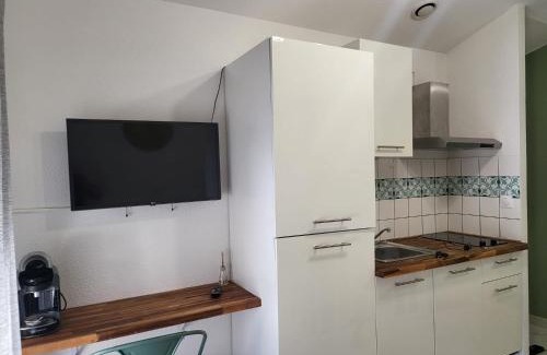 Agen Apartment | studio amande, proche gare, wifi
