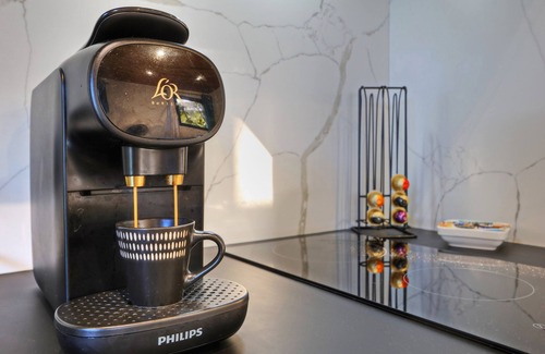 Les Avirons Apartment | Studio Ananas - Vue mer et piscine partagée