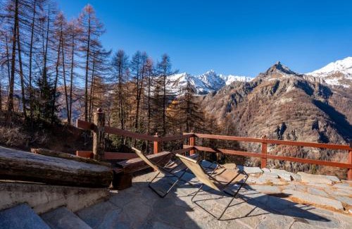 Valtournenche Apartment | Studio Ancienne Bergerie Studio 1 by Interhome