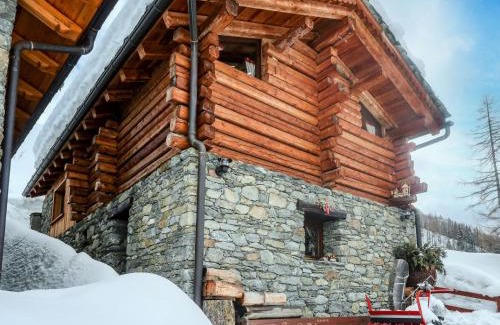 Valtournenche Apartment | Studio Ancienne Bergerie Studio 1 by Interhome