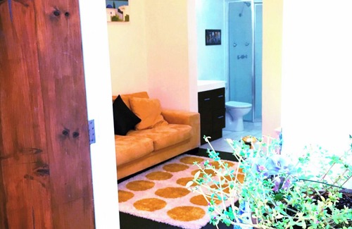 Broadbeach Waters Apartment | Studio Apartment Broadbeach Australia