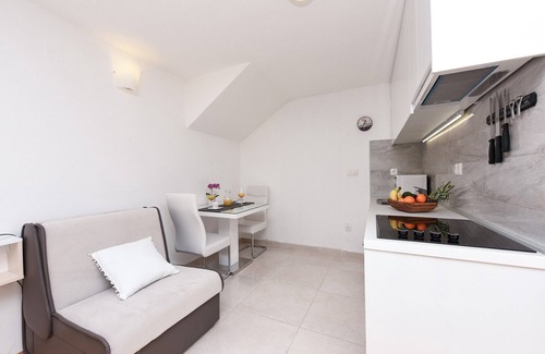 Sveti Petar Apartment | Studio apartment with garden view
