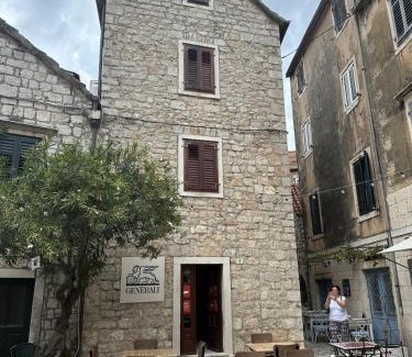 Island Hvar Apartment | Studio apartman Škor