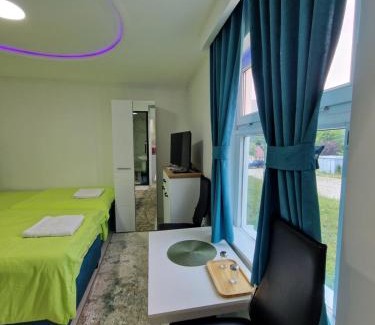 Pluzine Apartment | Studio apartman 011