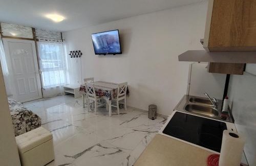 Cervar Porat Apartment | Studio-apartman Ella