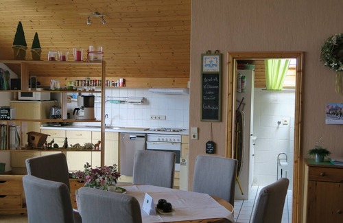 Bohringen Apartment | Studio apartment 62 sqm, 1 bedroom, balcony, max. 2 persons