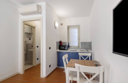 Cardona Apartment | Studio Apartment 'Dimora Il Feudo Apt 20' with Shared Pool, Wi-Fi and Air Conditioning