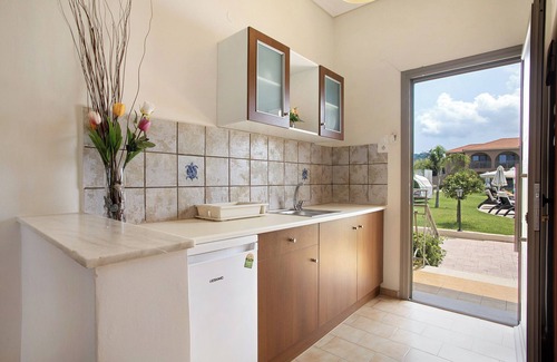 Alikanas Apartment | Studio Apartment 'Eleni's Garden Studio 2' with Pool, Private Balcony & A/C