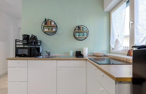 Terlano Apartment | Studio Apartment 'Esther House' with Mountain View, Private Garden and Wi-Fi