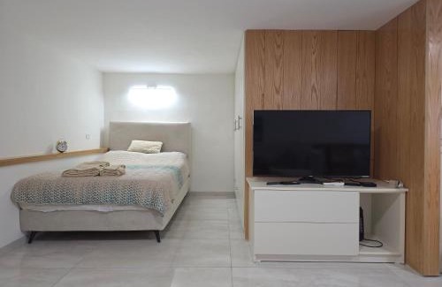 Nazareth Iliit Apartment | studio apartment