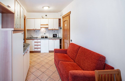 Rocca Pietore Apartment | Studio Apartment 'Appartamento Monolocale 4' with Mountain View, Shared Garden and Wi-Fi
