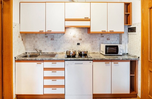 Rocca Pietore Apartment | Studio Apartment 'Appartamento Monolocale 4' with Mountain View, Shared Garden and Wi-Fi