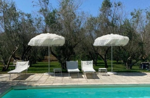 Cursi Apartment | Studio apartment large room with double bed and bunk bed sofa,