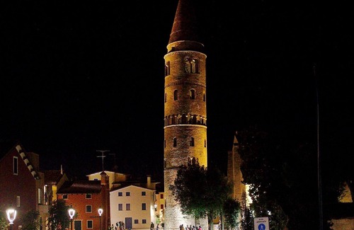 Old Town Apartment | Studio Apartment 'Monolocale Isola Di Pasqua Caorle' with Shared Garden, Wi-Fi and Air Conditioning