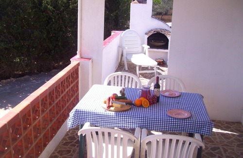 L'Ampolla Apartment | Studio apartment on rural smallholding, 3km from beaches and amenities