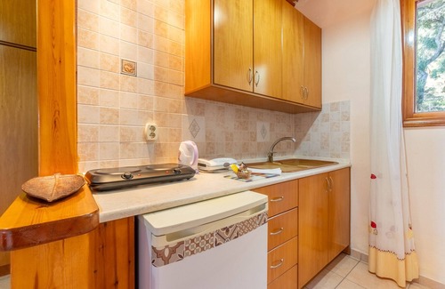 Lakones Apartment | Studio Apartment 'One Bedroom Apartment Vasillis' with Balcony, Wi-Fi and Air Conditioning