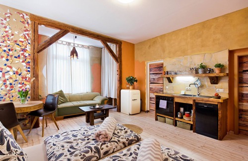 Oybin Apartment | Studio Apartment "Ostersund"