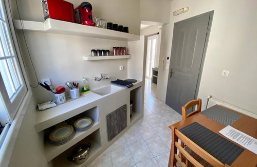 Agia Efimia Apartment | Studio Apartment 'Pelagia's 3' with Sea View, Wi-Fi and Air Conditioning