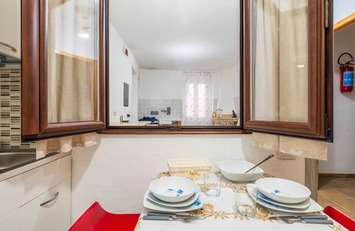 Jerzu Apartment | Studio Apartment 'Peter's Home' with Wi-Fi and Air Conditioning