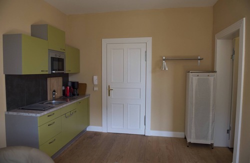 Schwerin Apartment | Studio-Apartment-Private Bathroom-2