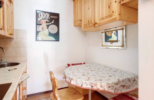 Semogo Apartment | Studio Apartment 'Semogo 1' with Mountain View, Terrace & Balcony