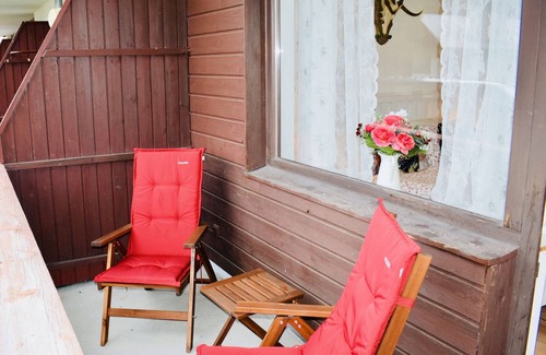 Gosau Apartment | Studio apartment with a view of the mountains