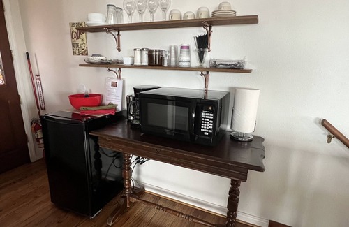 Jerome Apartment | Studio Apartment with views of Sedona, Verde Valley, and San Francisco Peaks