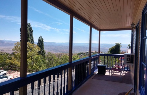 Jerome Apartment | Studio Apartment with views of Sedona, Verde Valley, and San Francisco Peaks