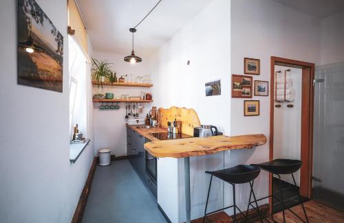 Zittau Apartment | Studio Apartment zur alten Post, 48qm Individualapartment mit Blick über Zittaus Altstadt, Ferienwohnung im Altstadtkern umrandet vom Zittauer Gebirge