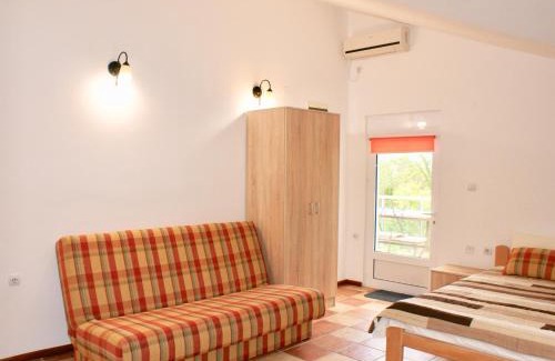 Donji Morinj Apartment | Studio apartments Morinj