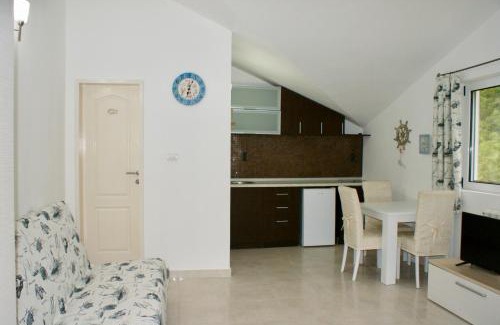 Donji Morinj Apartment | Studio apartments Morinj