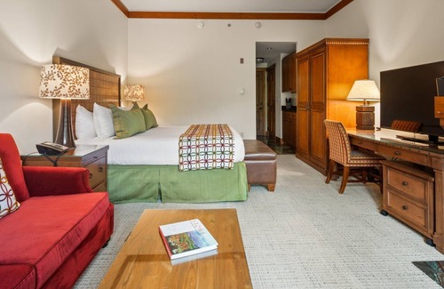 Stowe Area Cabin | Studio At Lodge At Spruce Peak. Second floor great views of Spruce Peak and steps from the lifts.