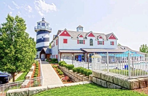 Branson Apartment | Studio at Stormy Point Lakeside!