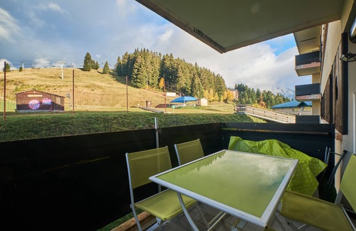 Allevard Apartment | Studio 'At the Foot of the Ski Slopes Collet' with Balcony and Wi-Fi