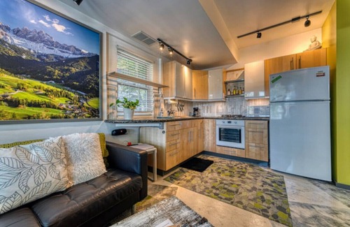 Indianapolis Condo | *Studio B* off The Y @Keystone 2BR 1BA Cozy Space*
