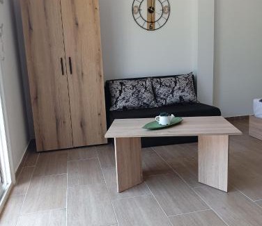 Toroni Apartment | Studio Bakali 2
