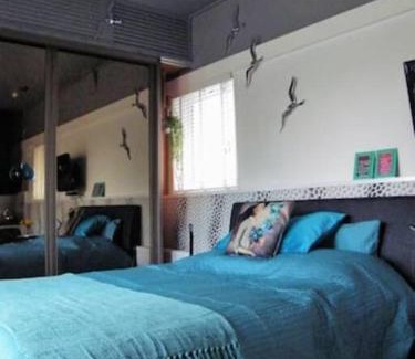 Scharendijke Apartment | Studio bed & Strand
