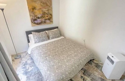 Riverhead House | Studio by the Lake with beautiful view