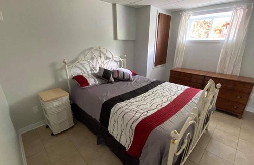 Saint-Emile-de-Suffolk Apartment | Studio