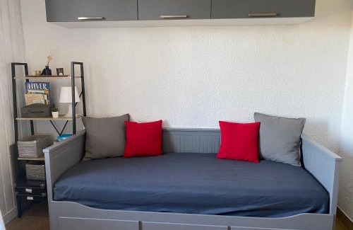 Saint-Leger-les-Melezes Apartment | STUDIO CABINE PIED DES PISTES