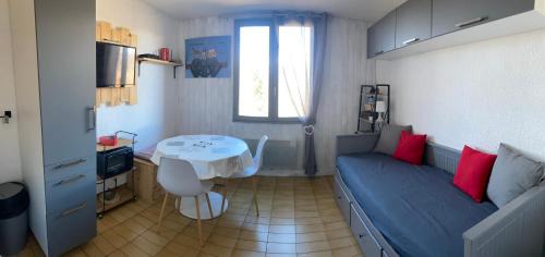 Saint-Leger-les-Melezes Apartment | STUDIO CABINE PIED DES PISTES