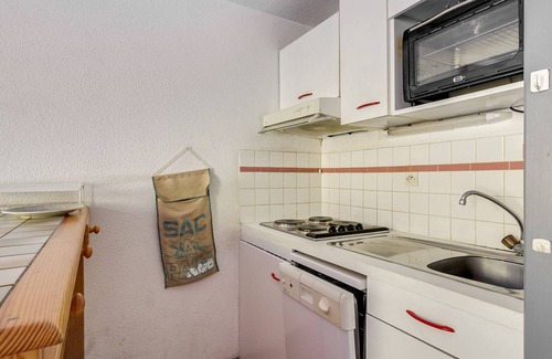Bareges Apartment | Studio cabin 6 pers, mountain ideal, elevator, ski, parking, pets allowed