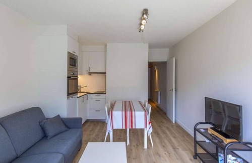 Eaux-Bonnes Apartment | Studio cabin 6 ppl, near slopes, balcony, ski locker, equipped kitchen